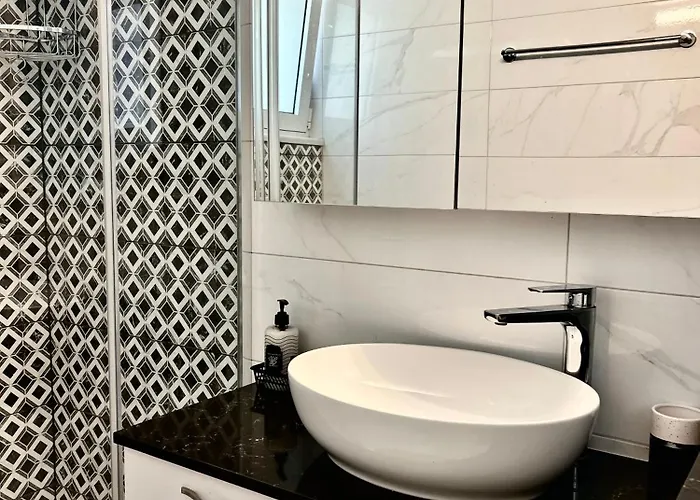 Nerina Chania * Chania (Crete)